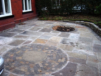 Reclaimed Stone With New Stone Setts